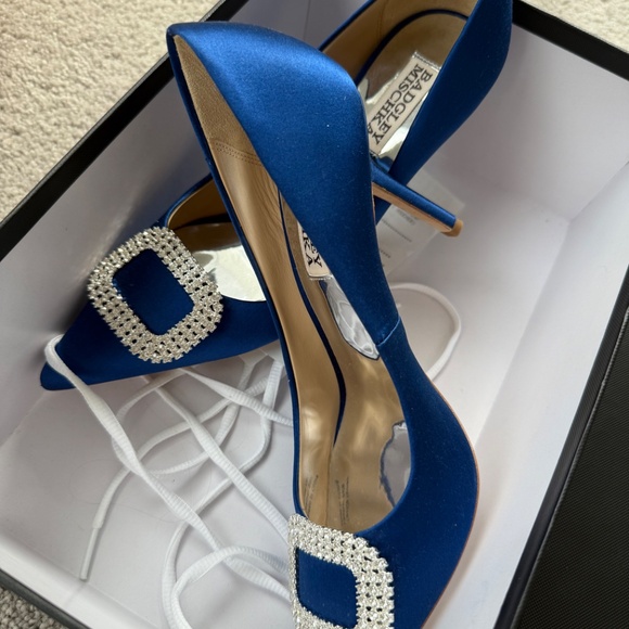 Heels - Picture 2 of 7